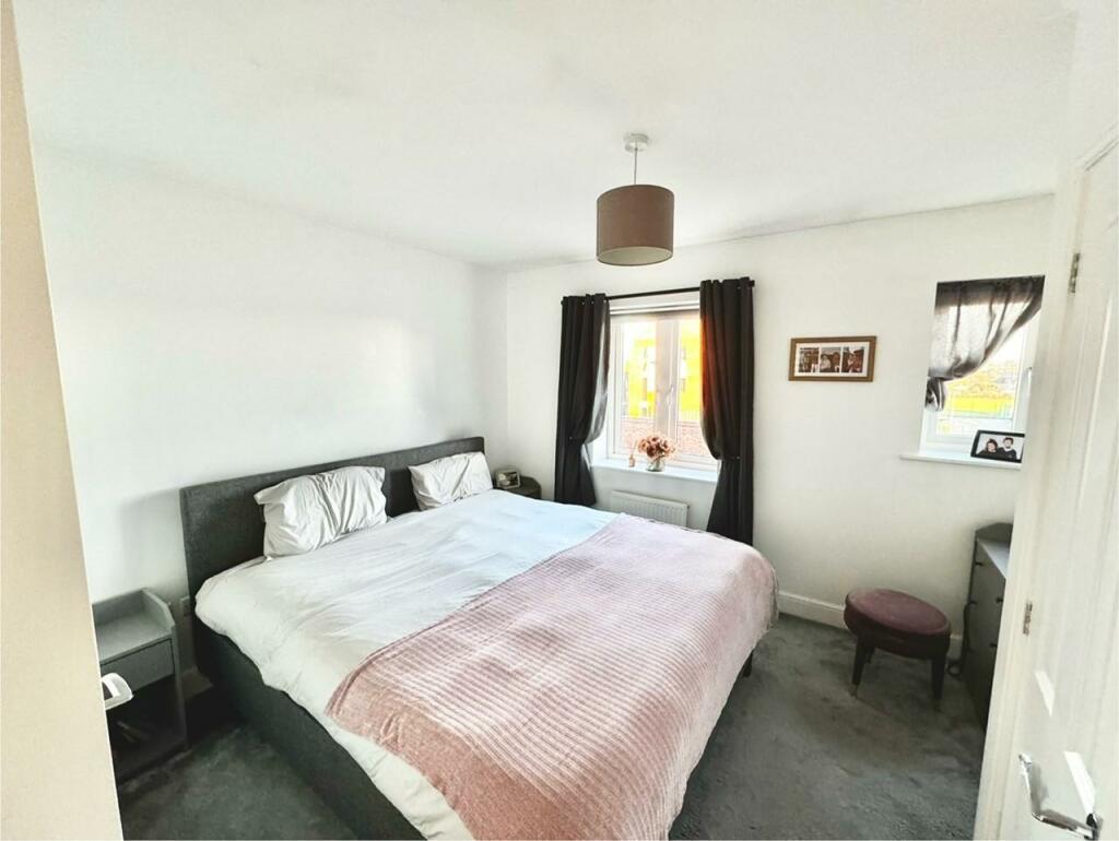 Master Bedroom.jpg