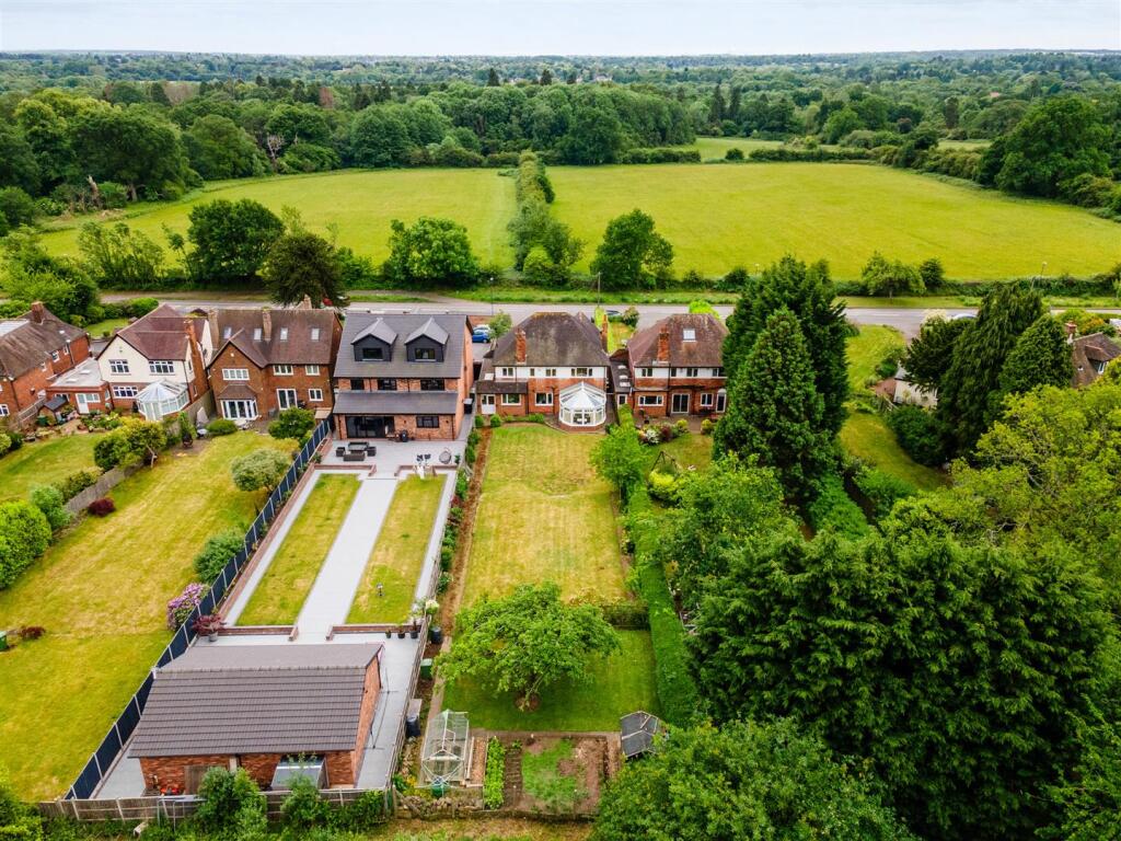 87 Hampton Lane_3.jpg