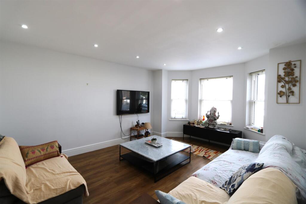 Living room.JPG