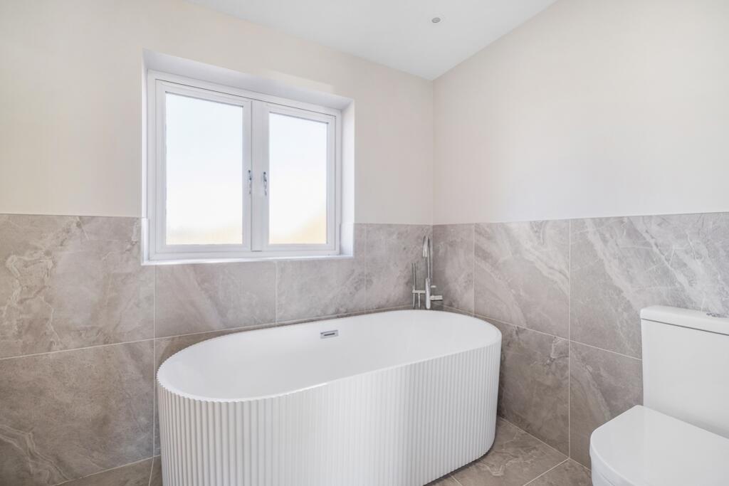 Plot 2, Girls School Lane (Butterwick)-33