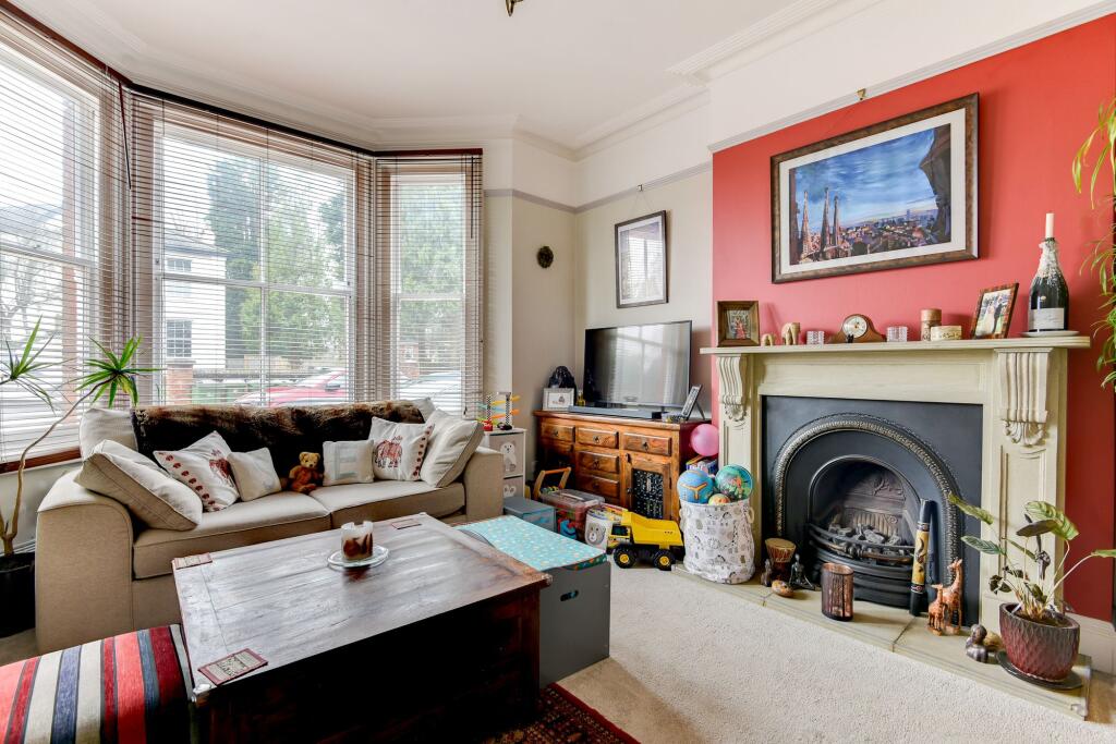 Living/Dning Room