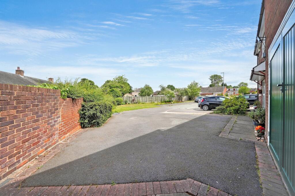 Driveway / Front Garden