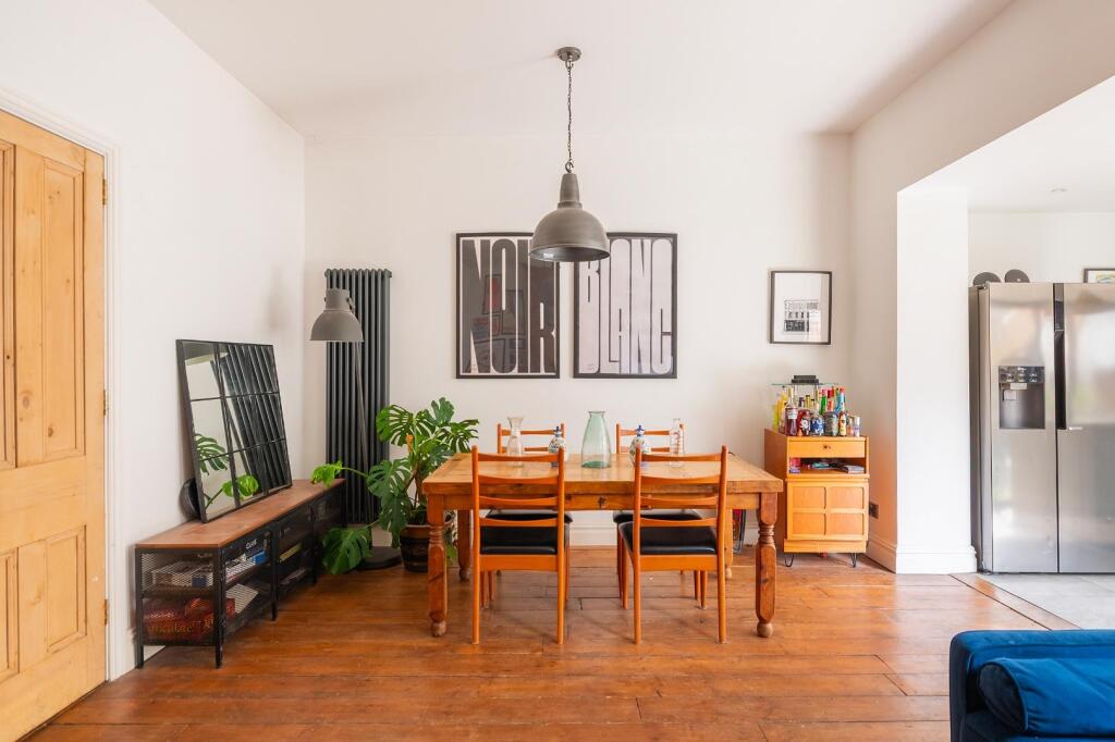 2B5PTN - Sitting Dining Room B.jpg