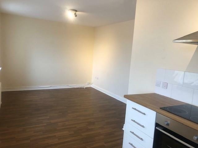 Flat 4 lounge