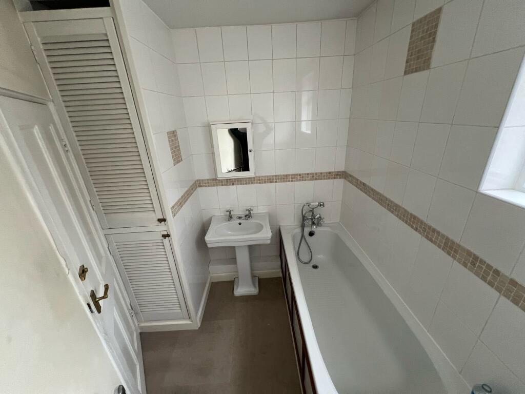 Bathroom 2