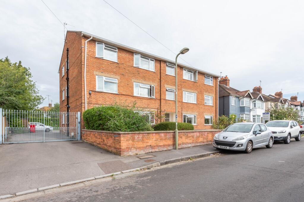 Kenilworth Court HIGHRES-8