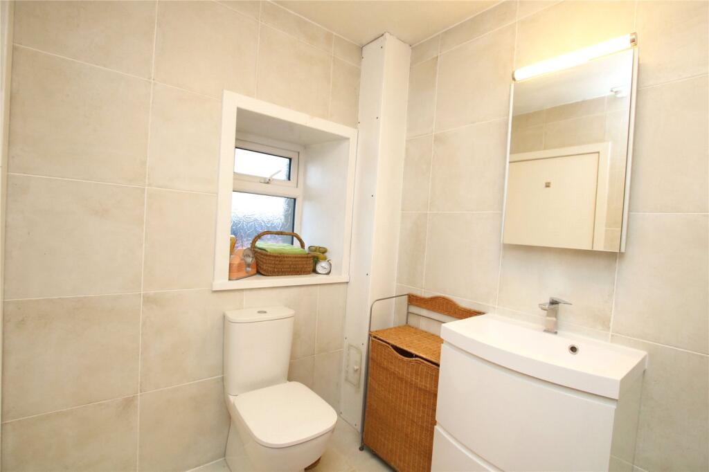 Cottage Shower Room