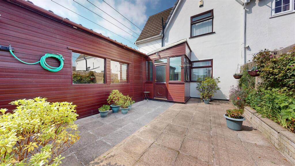 Liverpool Road Rear Garden