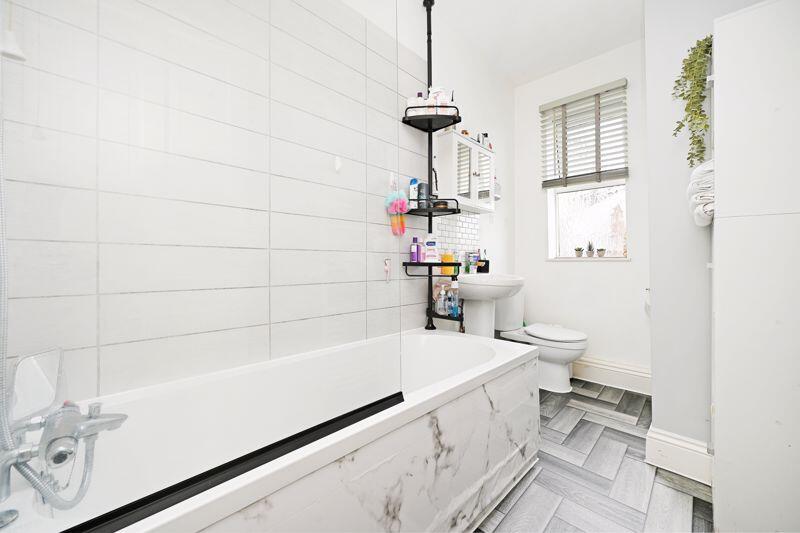 Modern Bathroom