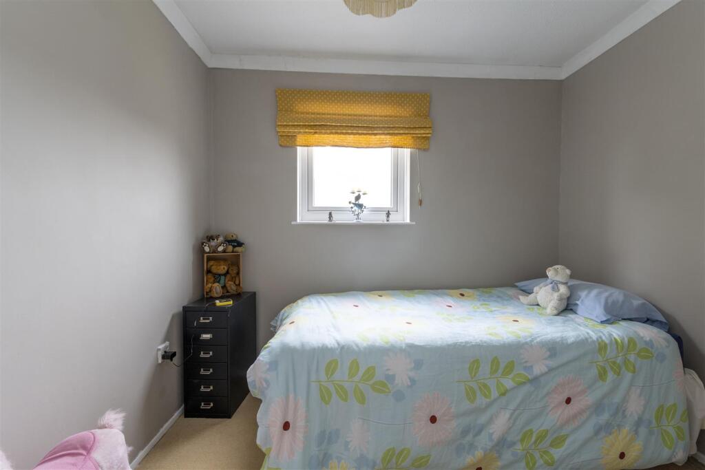 3rd Bed