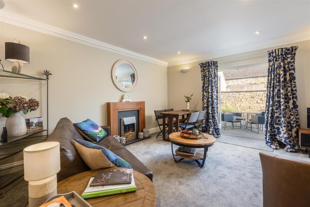 Hallgarth Court 16 Reception Room-1.jpg