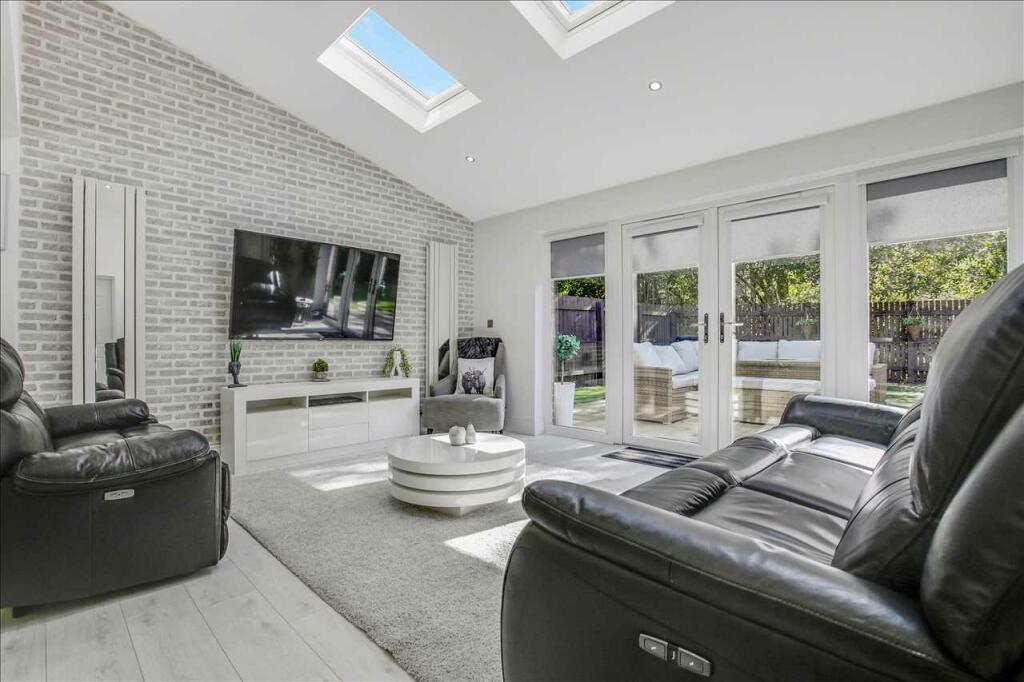 Kitchen/Diner/Family