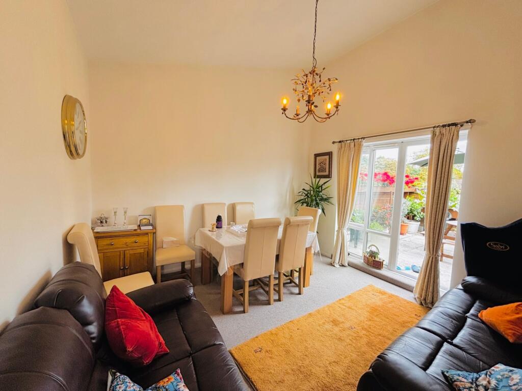 WhatsApp Image 2025-08-22 at 16.18.26_ebd6aa28