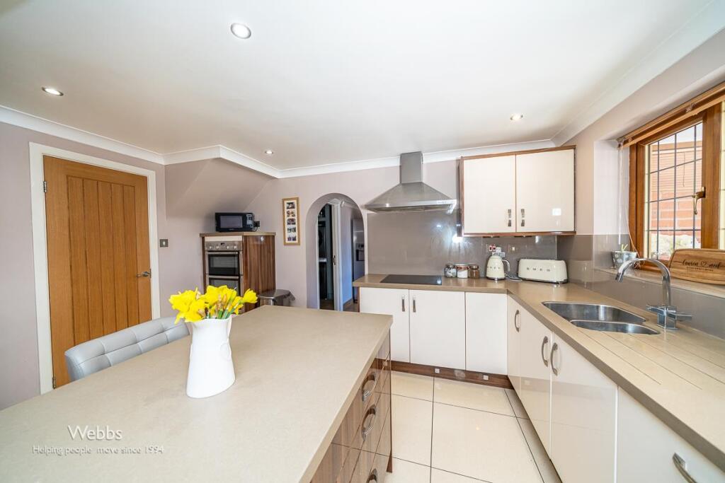 © Webbs Estate Agents © (31 of 87).jpg