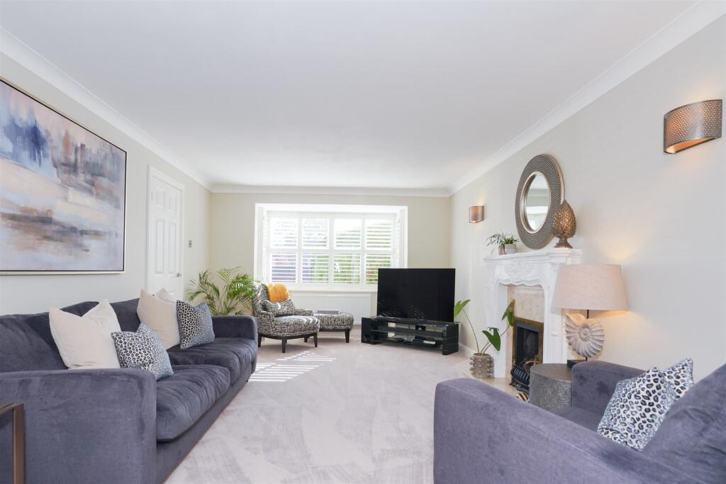 10 Alderman Way (23).jpg