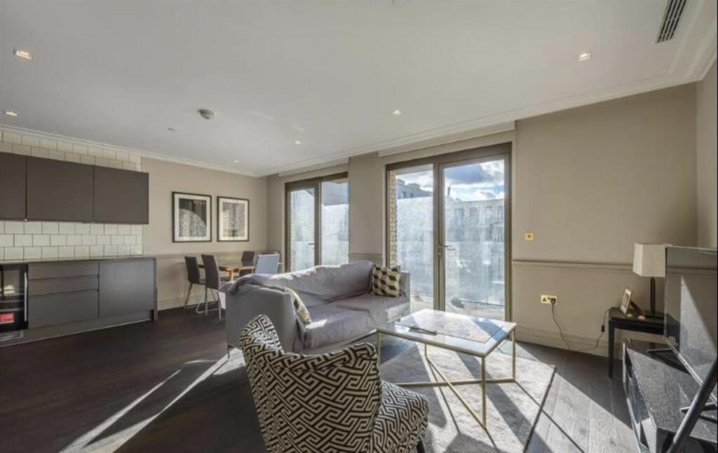 Queens Wharf,, 2, Crisp Road London, London, W6 9N