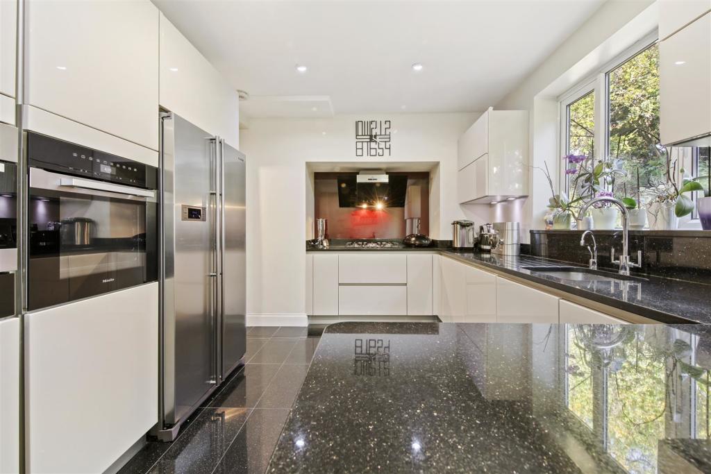 6 Rathgar Close - yBmsensBDmxwdporjswM.jpg