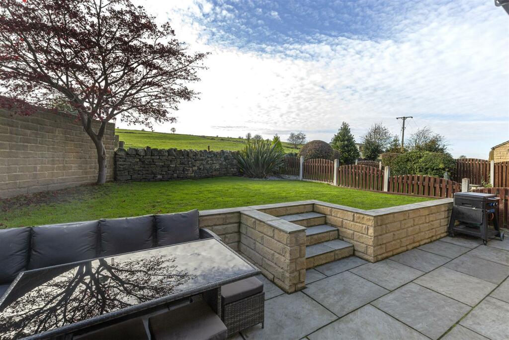 Bramleys Estate Agents - Chadwick Hall Gardens - M