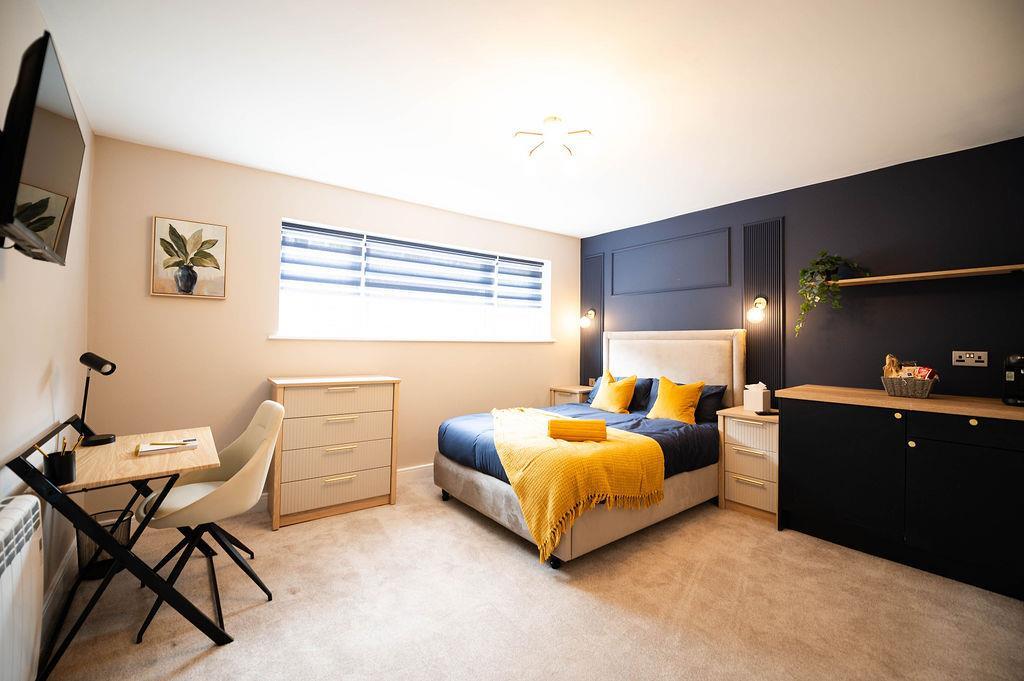TheBay_Room2-10.jpg