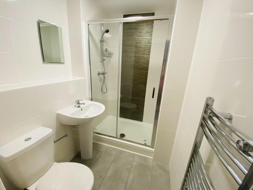 En-suite Bathroom
