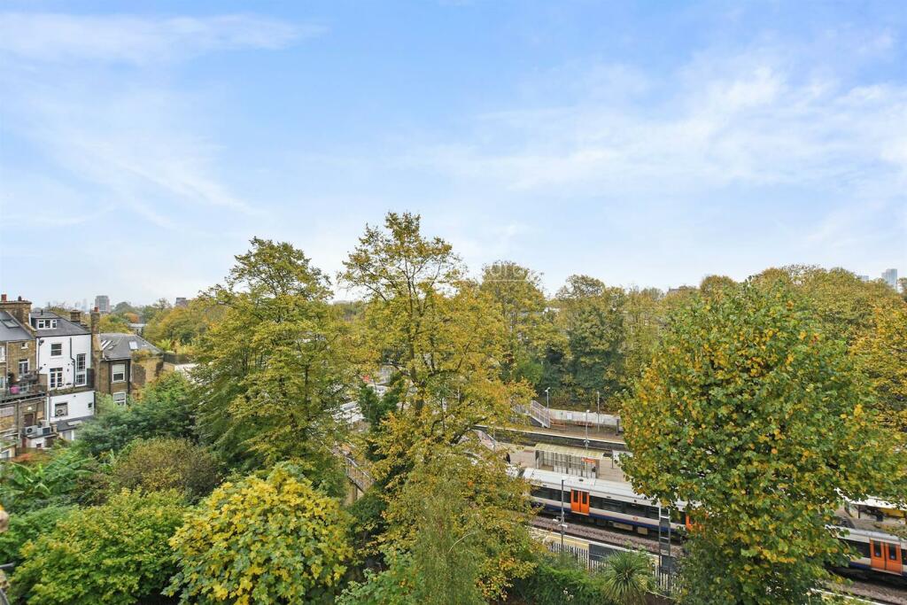 15-1edeGCHMF - Flat 4 111 Grosvenor Ave - View -Or