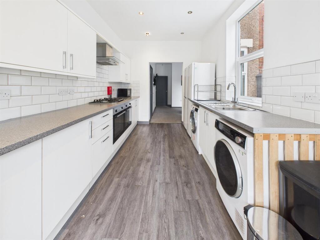Communal Kitchen