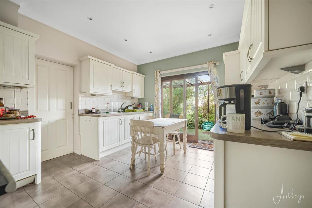 Kitchen/breakfast room