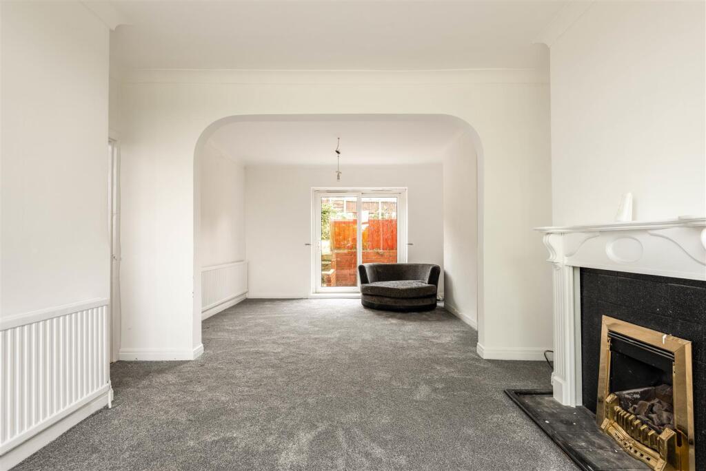 48 Hopedale Road-8.jpg