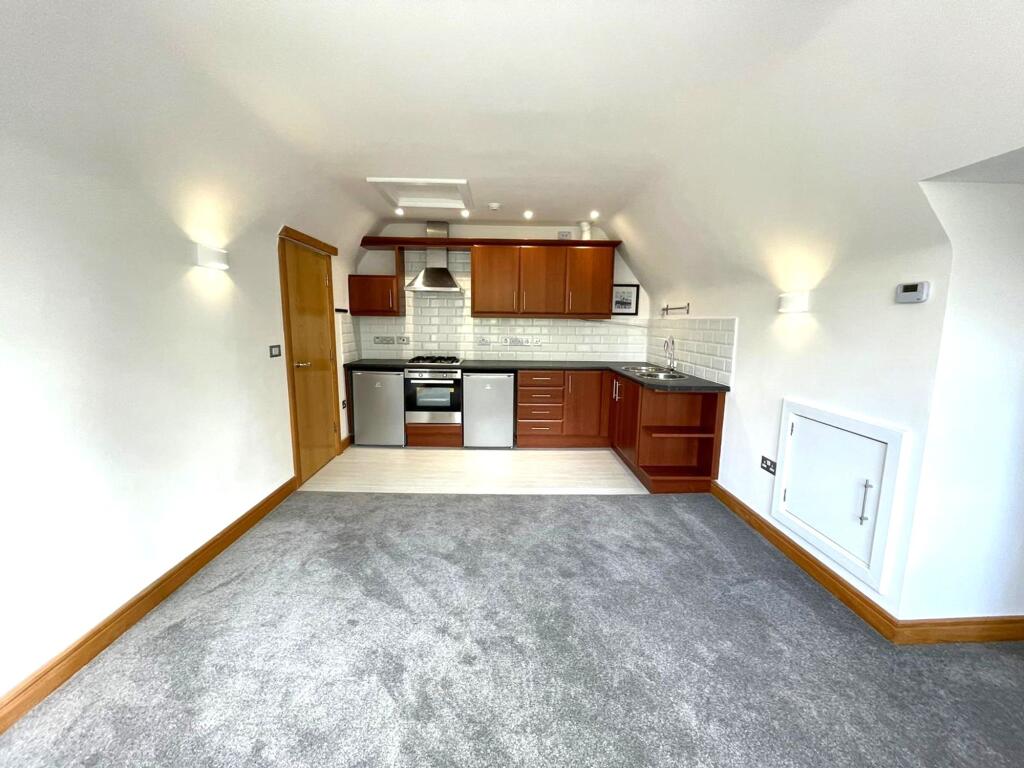 Kitchen/Lounge