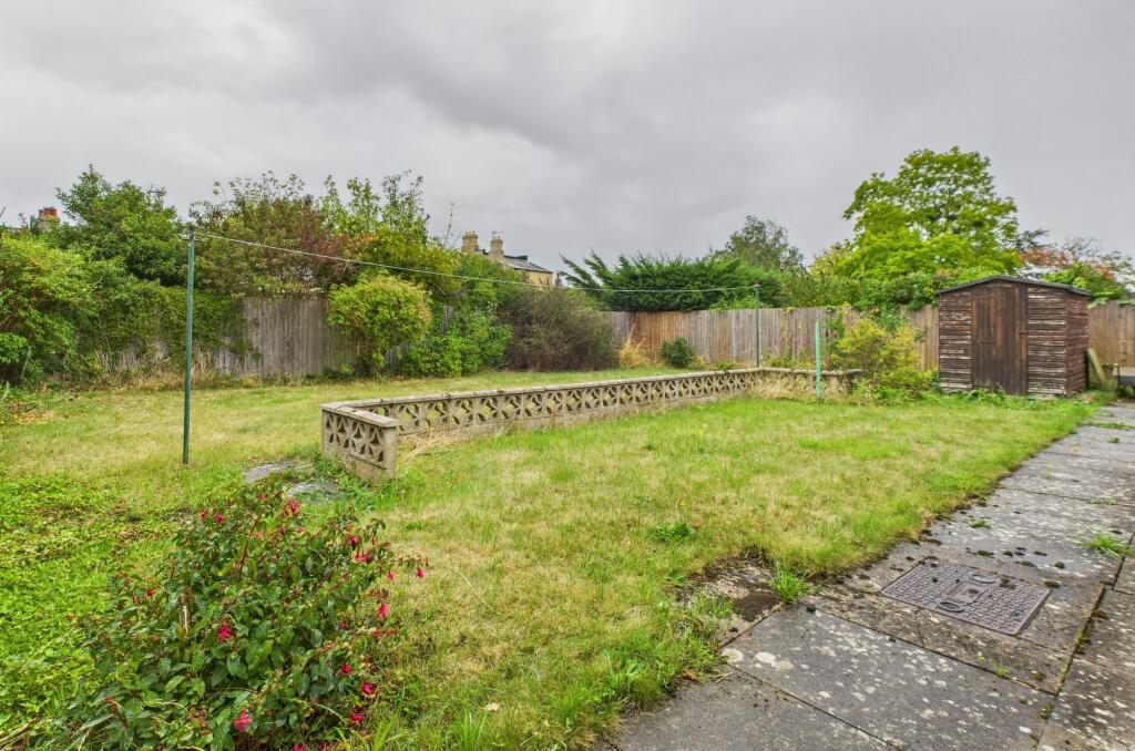 CAM02519G0-PR0334-STILL012