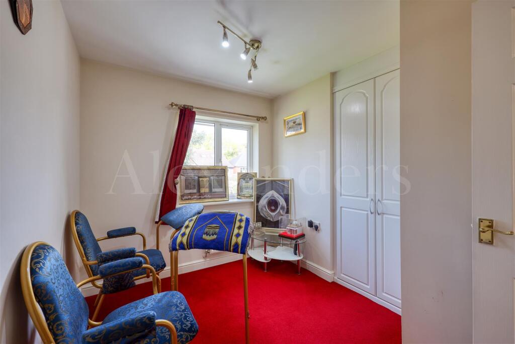 2 Dwyer Close-22.jpg