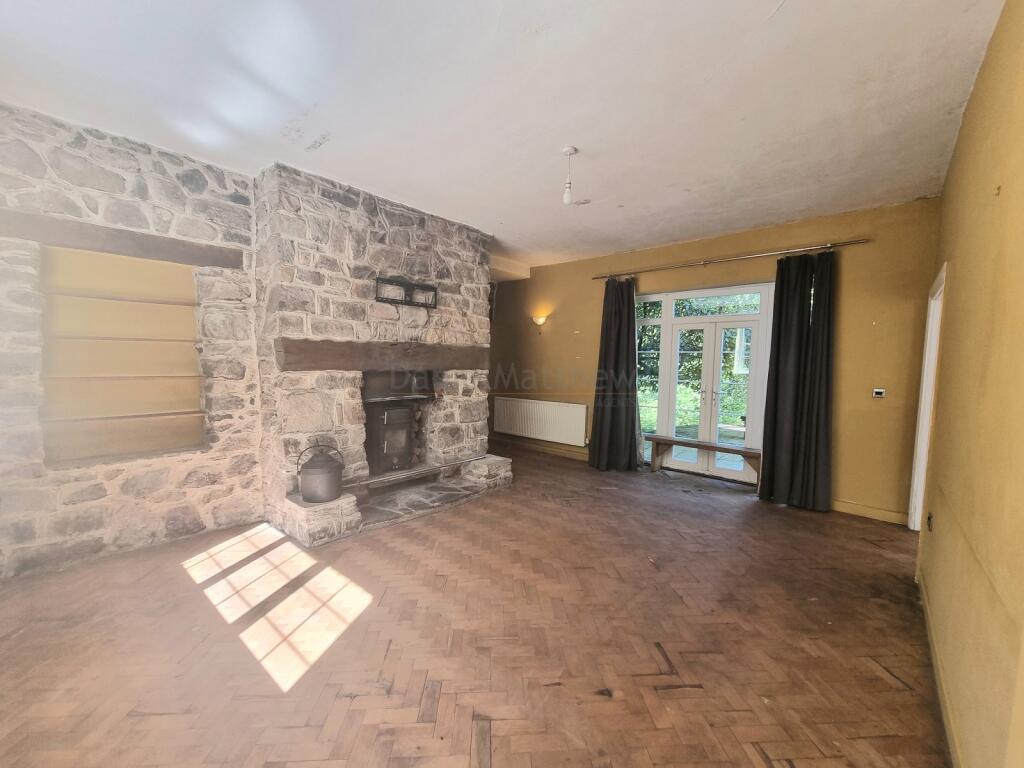 Lounge/Bedroom/Office