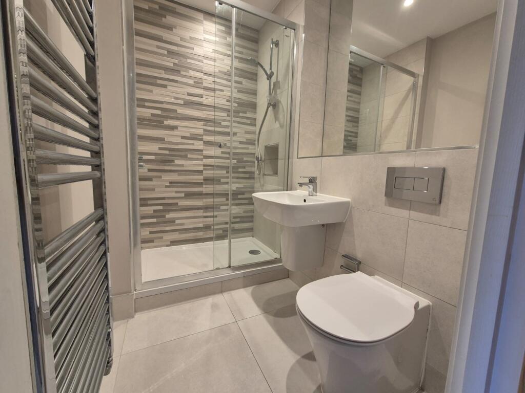 En-suite Bathroom