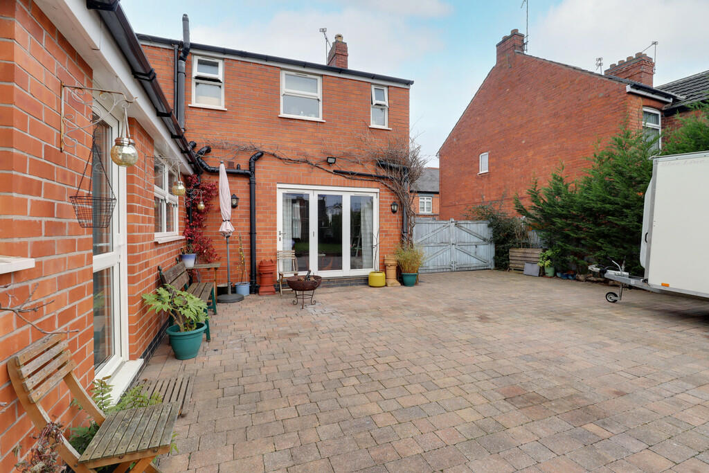 Rear Yard / Car S...