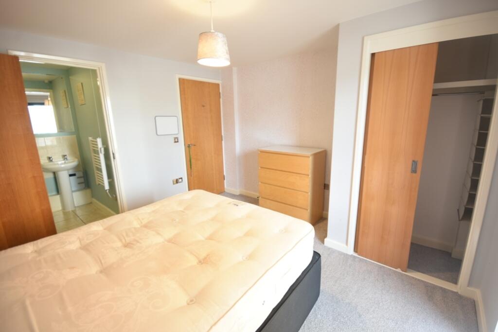 199 Baltic Quays photos05