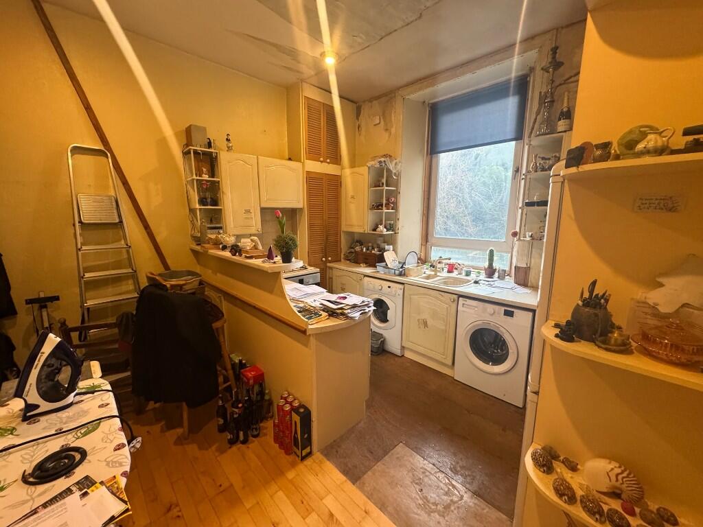 Kitchen 1