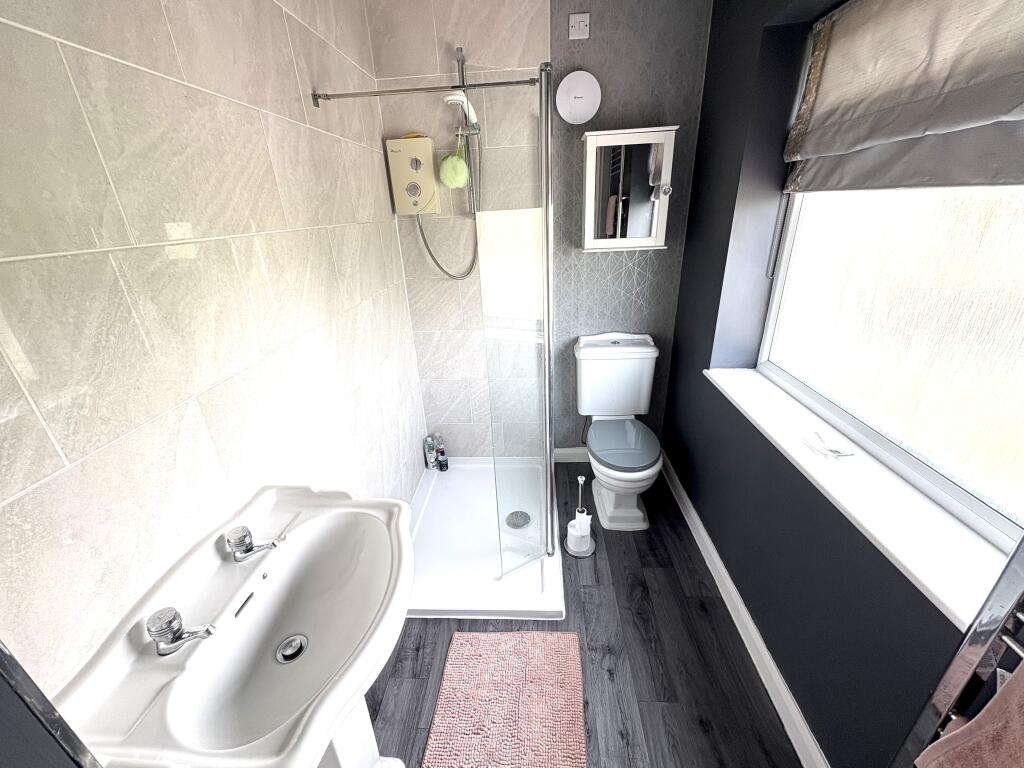 Master En-Suite