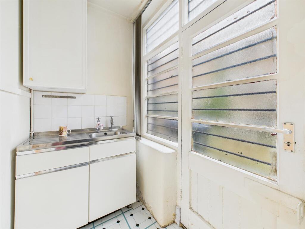 3 &amp; 4 Moor Street