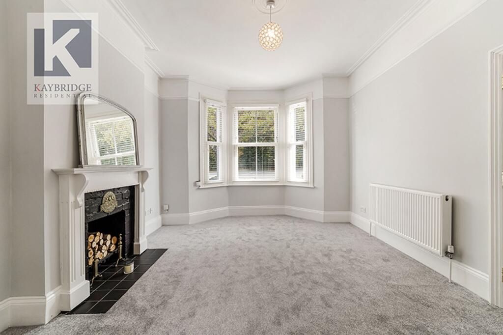 London Road, Ewell - KT17 2BT