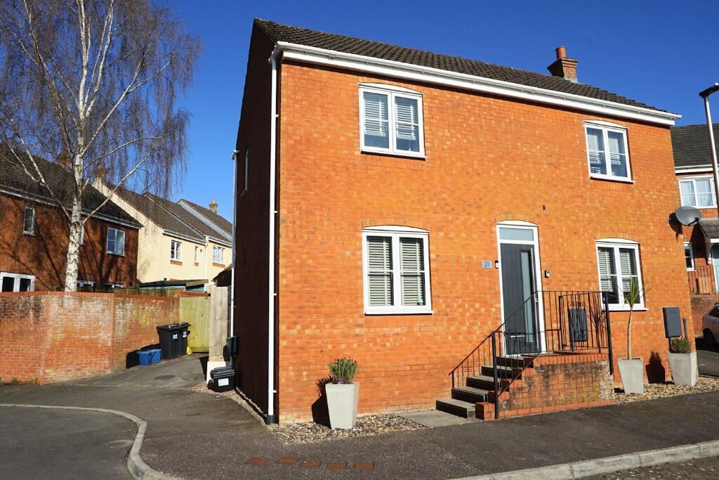 Highland Park, superb kit/diner, garage office