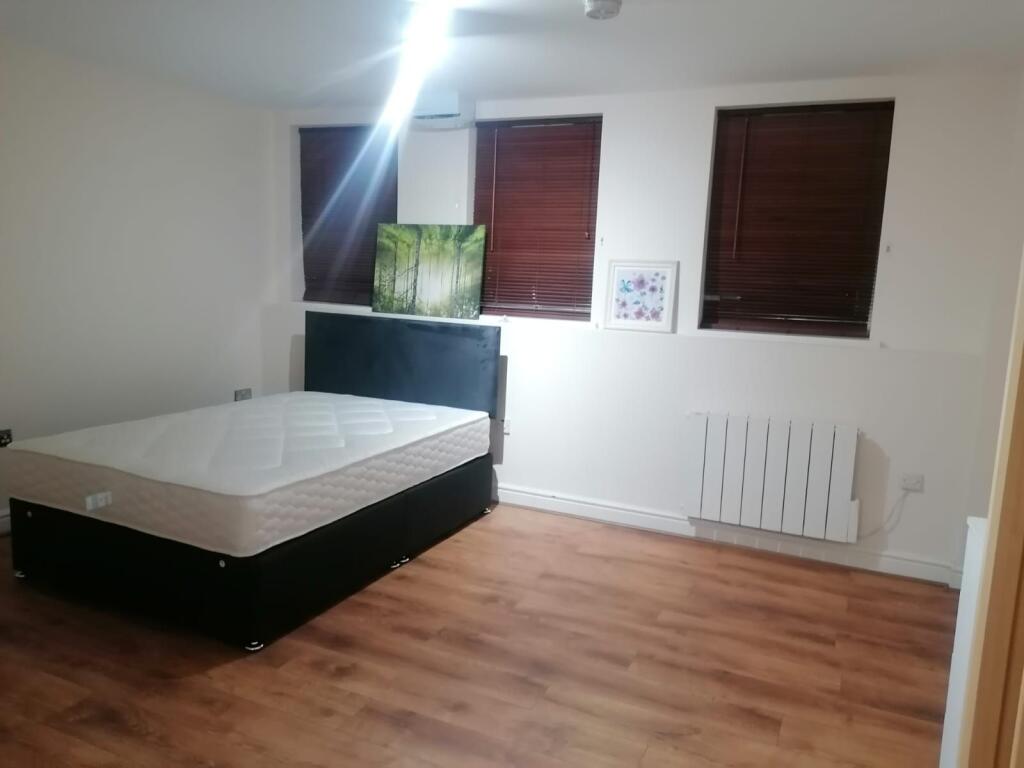 Flat ,  Park Street, Luton