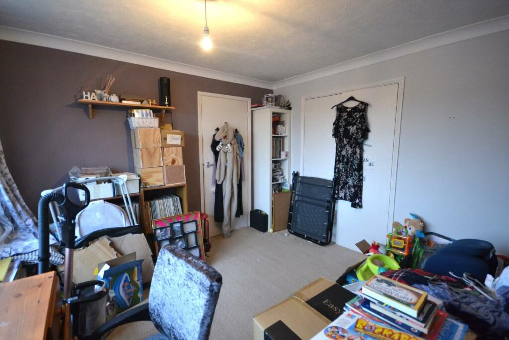 Bedroom 2.JPG