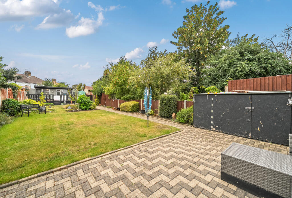 1331038-7-689c8c9...