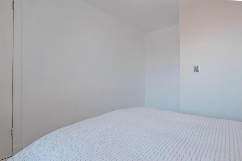 024-43 Meadowburn Road, Wishaw, ML2 8LB.jpg