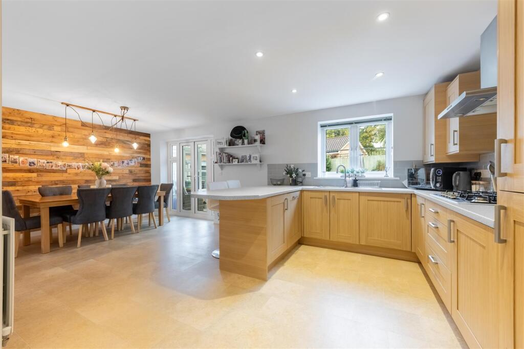 Kitchen Diner