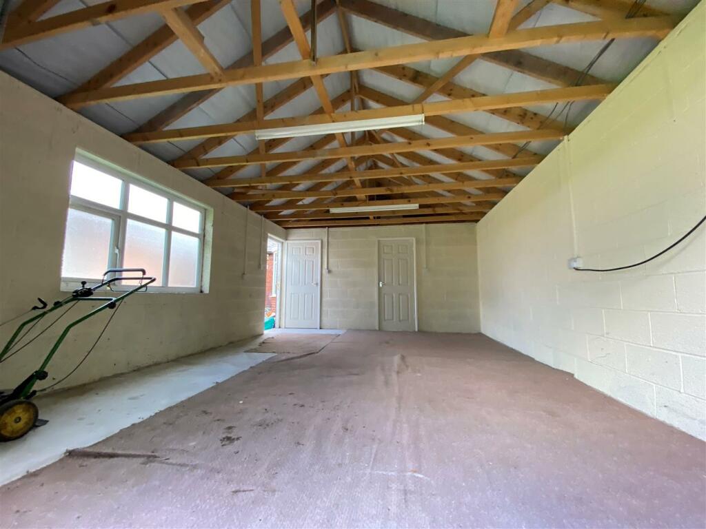 garage