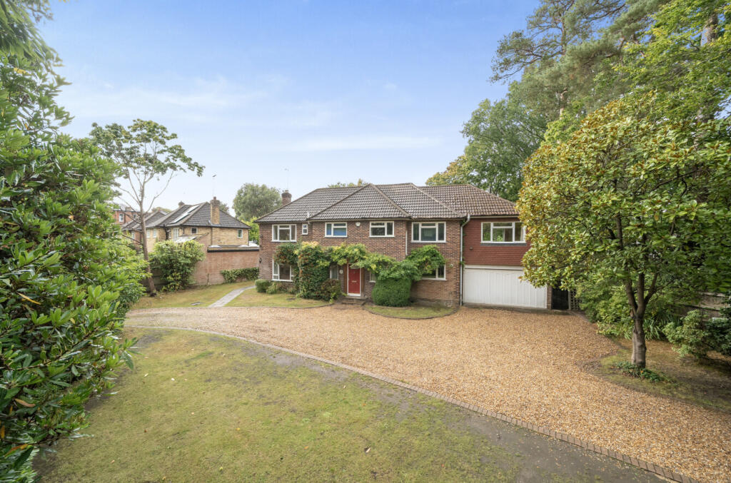 1347782-4-68b7159...