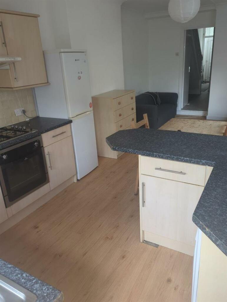 04-Kitchen-0005.jpg