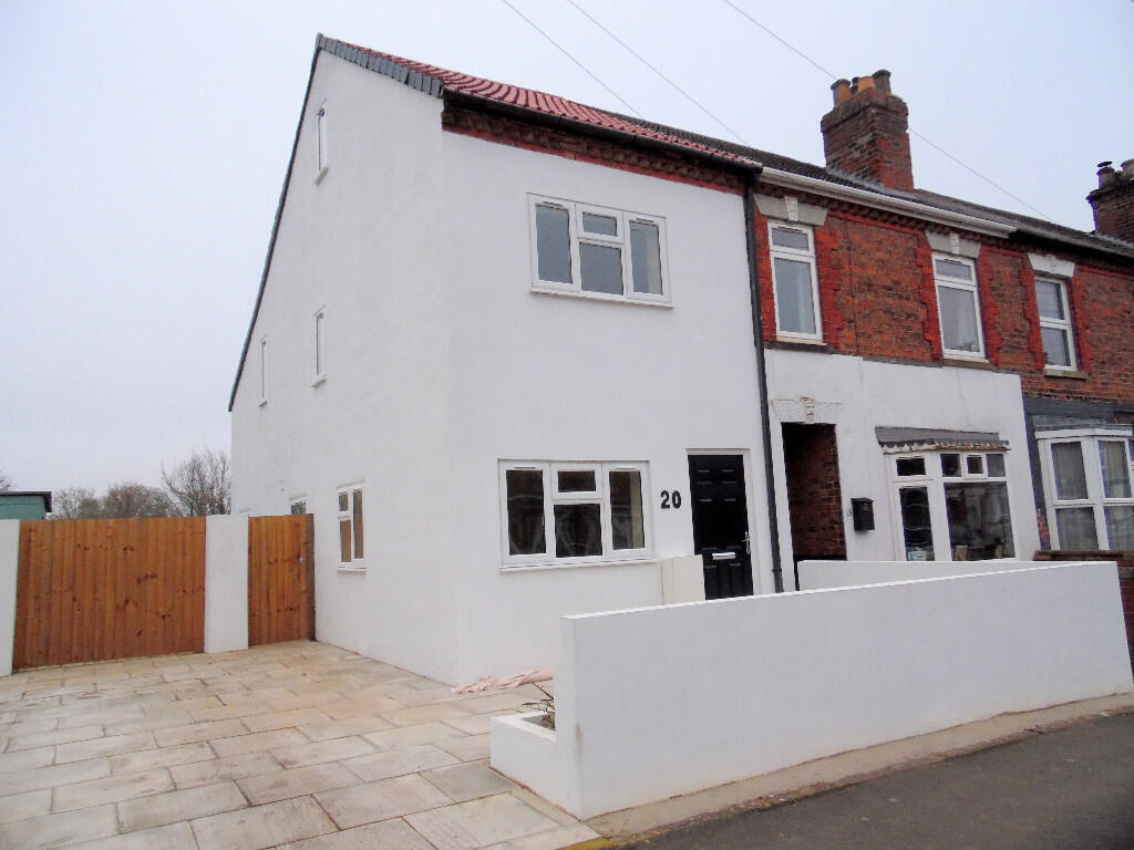 FRONT &amp; DRIVEWAY