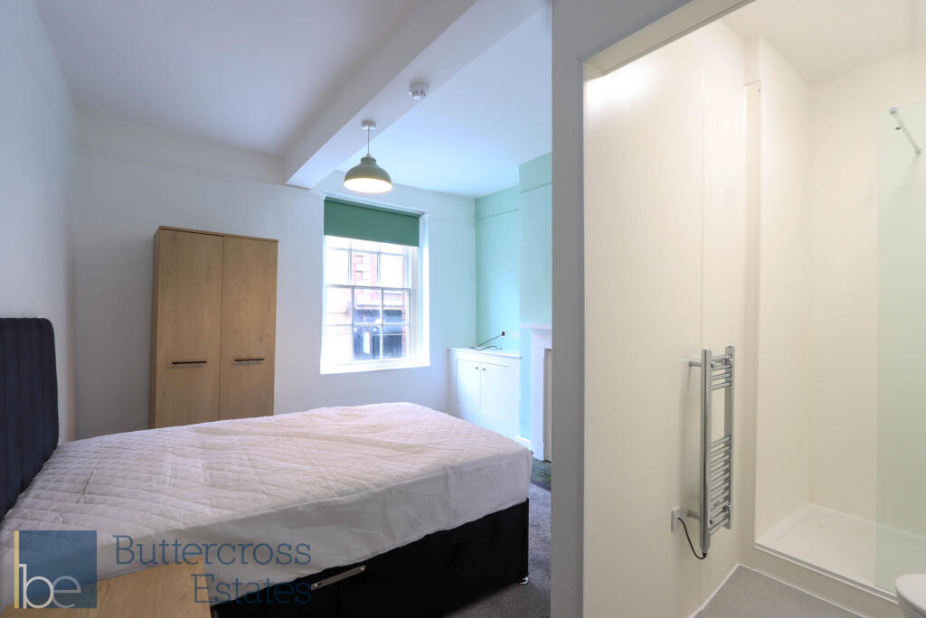 Bedroom 8 and Ensuite